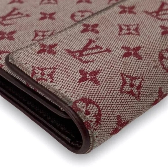 Louis Vuitton Monogram Compact Wallet - Picture 4 of 9
